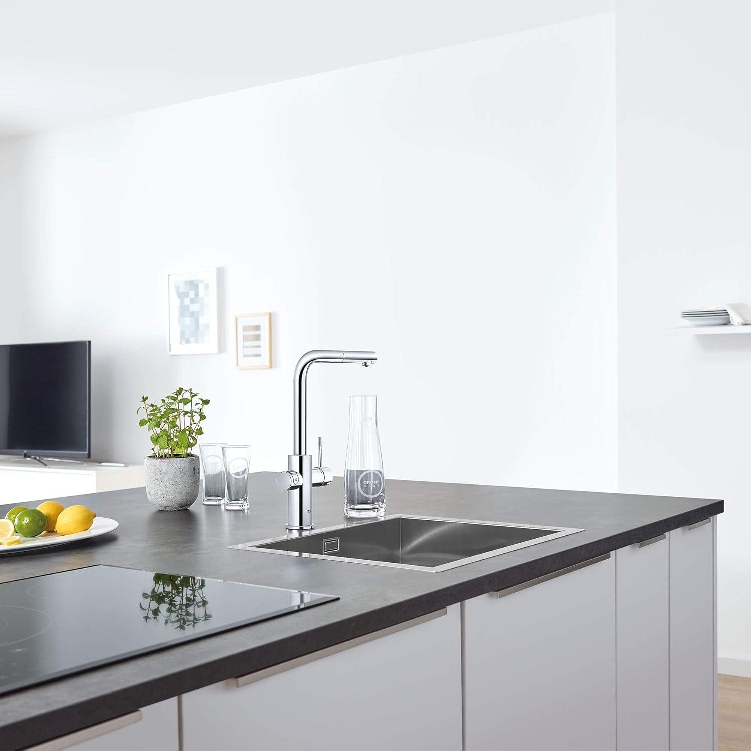 Blue Pull Out Single Handle Kitchen Faucet with Accessories