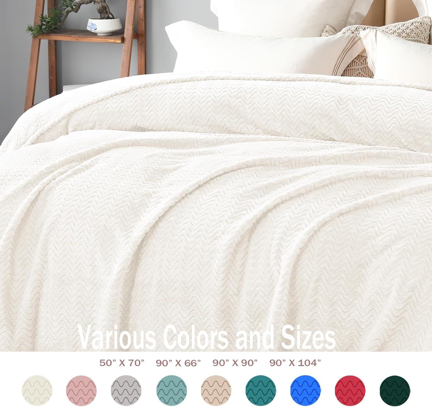 Exclusivo Mezcla Large Flannel Fleece Throw Blanket, Jacquard Weave Wave Pattern Blanket (50" x 70", Off White)