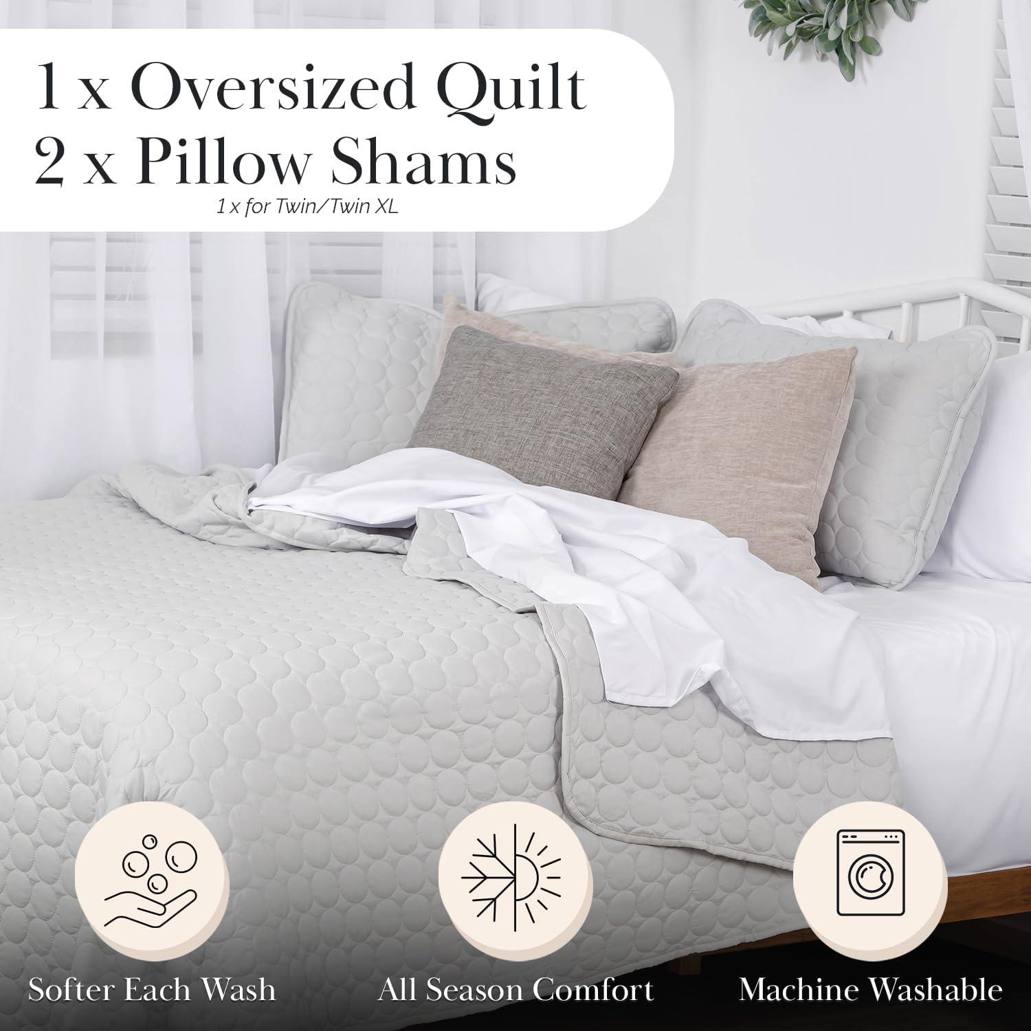 Southshore Fine Living Inc Oversized Lightweight Classic 2-Piece Quilt Set Light Grey Twin/Twin XL