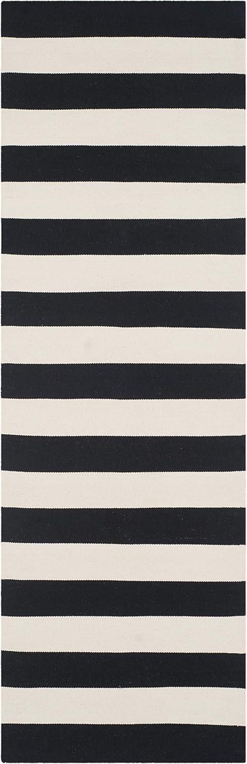 Montauk MTK712 Hand Woven Indoor Rug - Safavieh