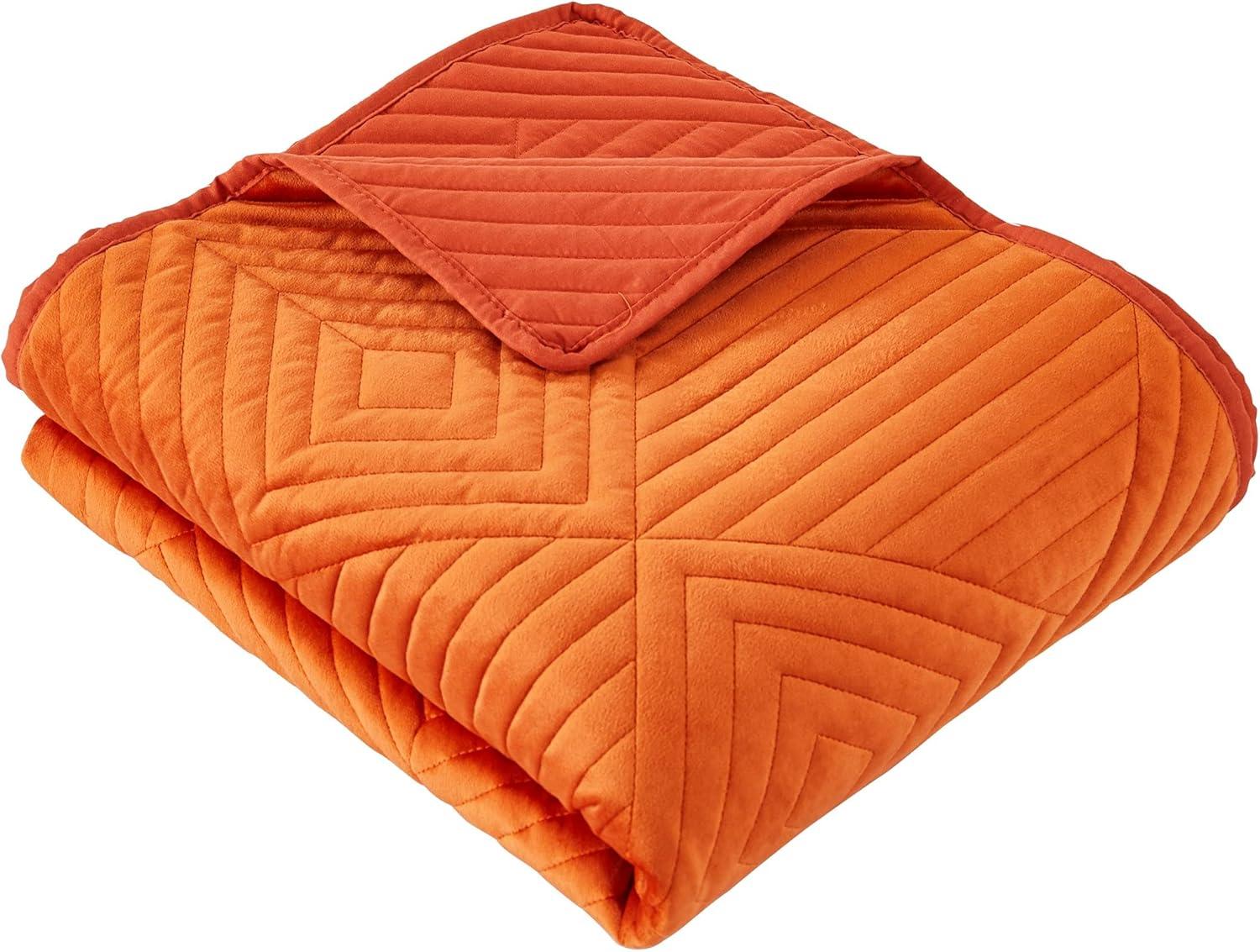 Greenland Home Fashions Riviera Velvet Quilted Throw