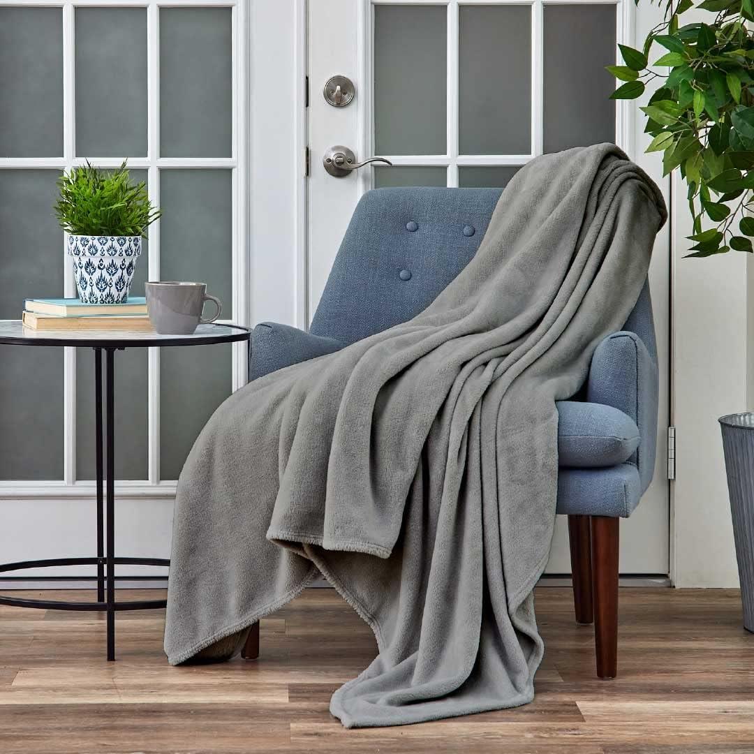 Cosy House Collection Everyday 1500 Series Fleece Blanket - Soft, Breathable & Skin-Friendly