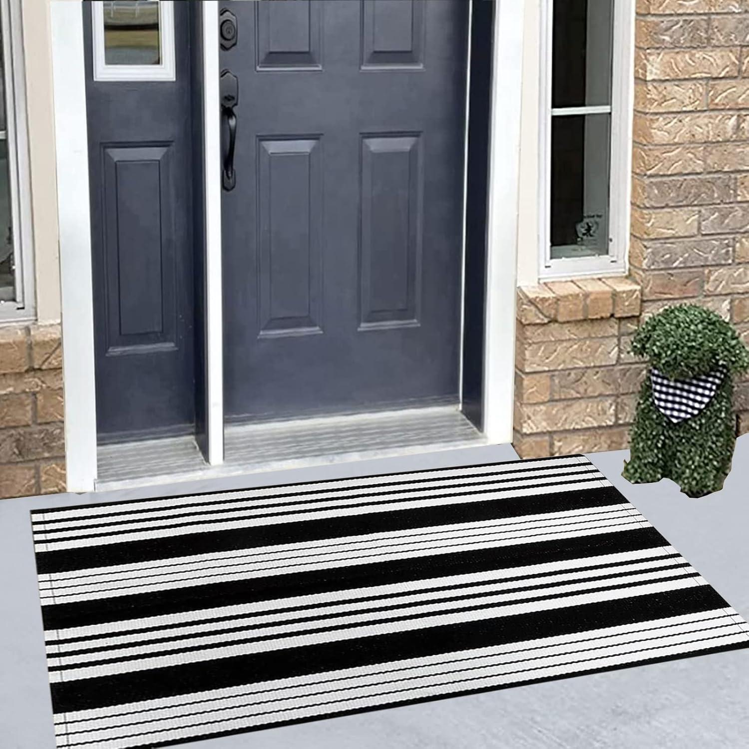 Black and White Striped Hand-Woven Outdoor Rug 24'' x 51''