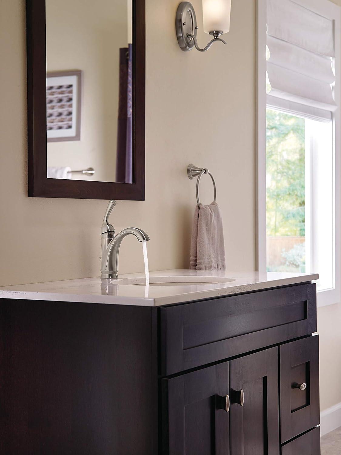 Haywood Single Hole Bathroom Faucet with Drain Assembly, Single Handle Bathroom Sink Faucet