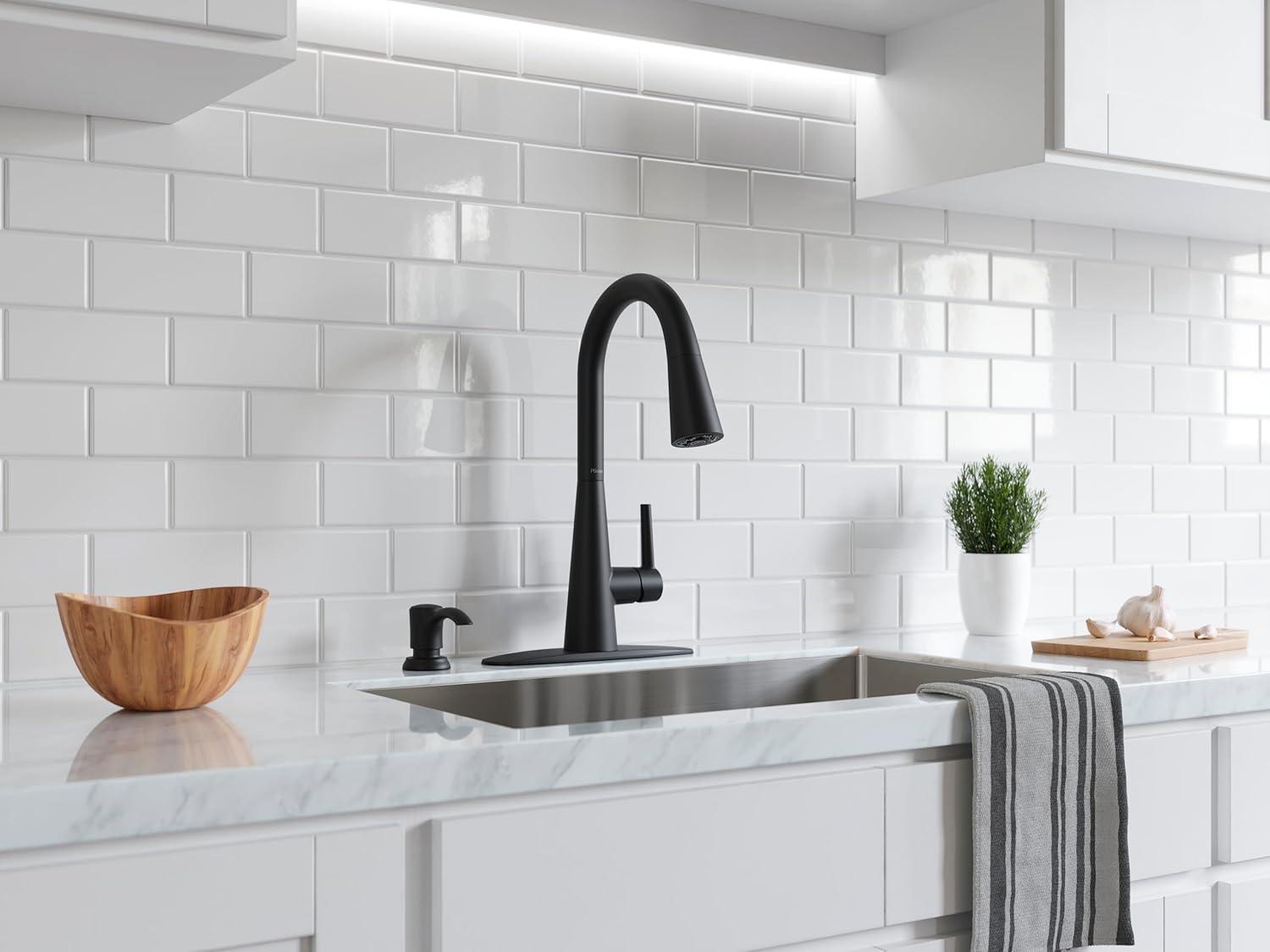 Pfister Barulli 1-Handle Pull-Down Matte Black Kitchen Faucet with Soap Dispenser