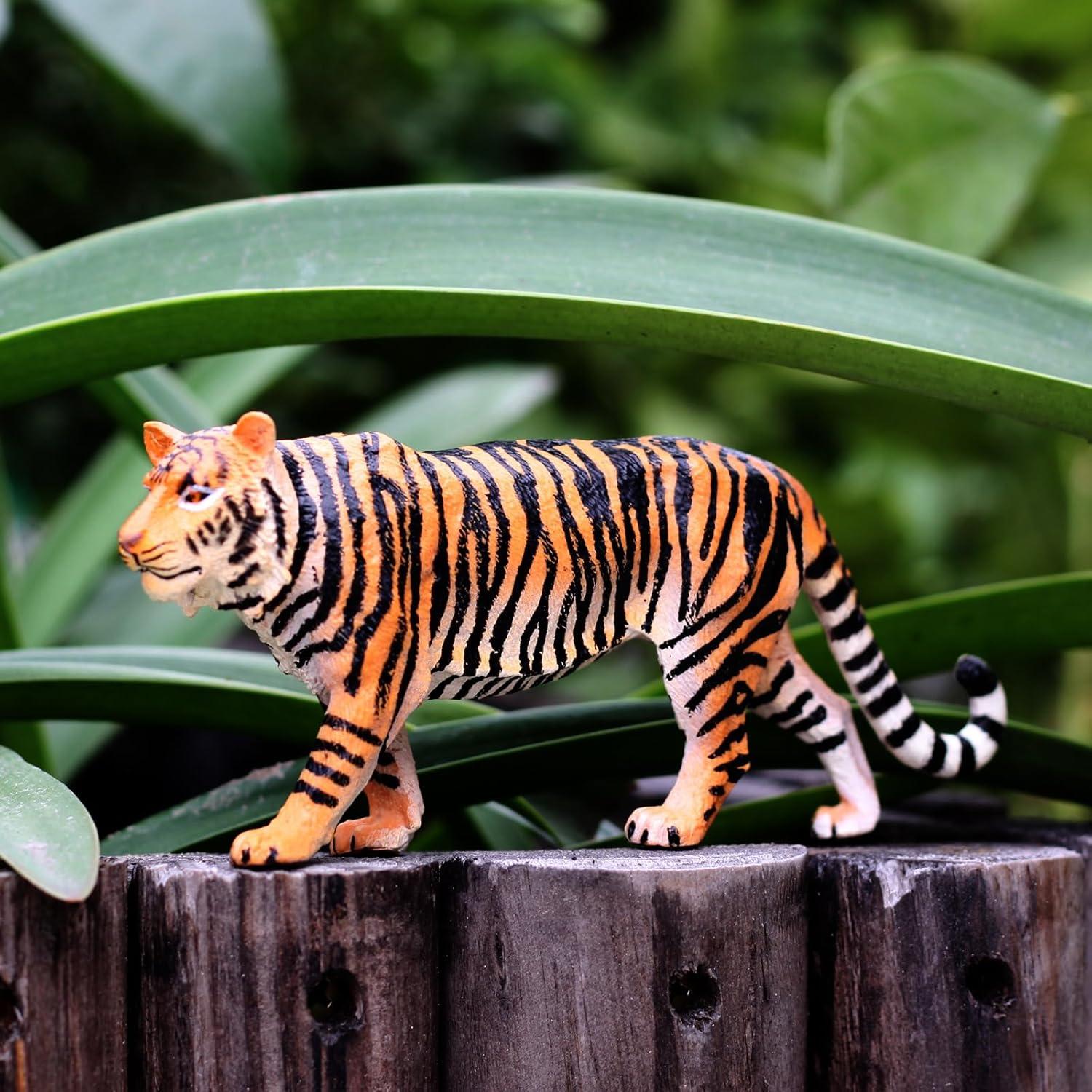 14729 Tiger Figurine, Orange & Black