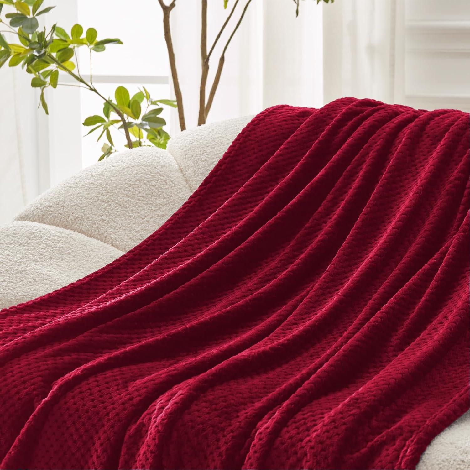 Exclusivo Mezcla Waffle Textured Extra Large Fleece Blanket, Super Soft and Warm Throw Blanket for Couch, Sofa and Bed (Burgundy, 50"x70")-Cozy, Fuzzy and Lightweight