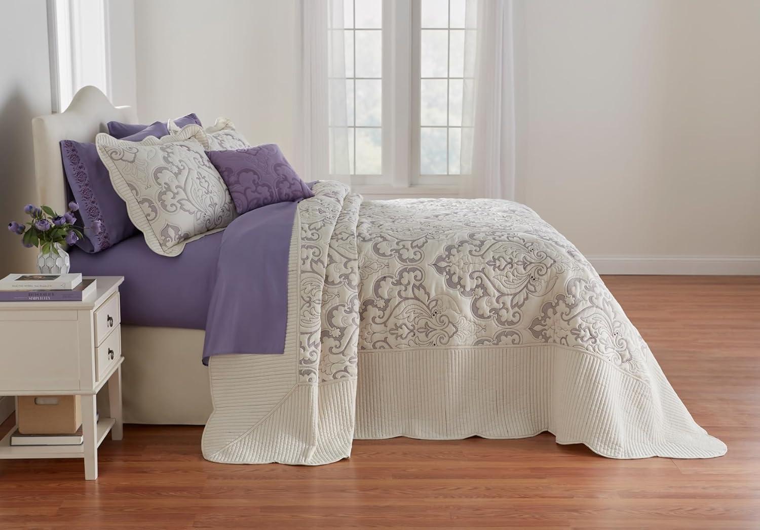 BrylaneHome Amelia Bedspread Bedding Collection