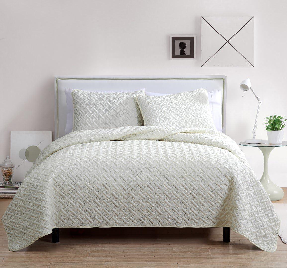 Nina Embossed Basketweave Quilt Set