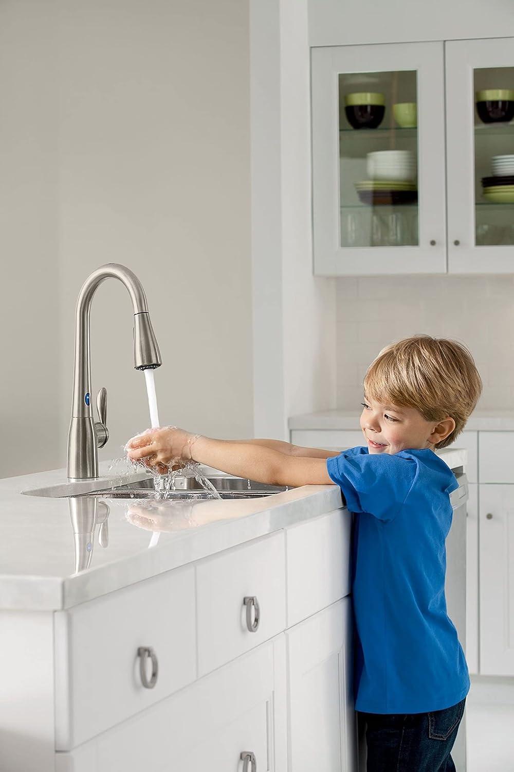 Moen 7594ESRS Spot resist stainless one-handle pulldown kitchen faucet