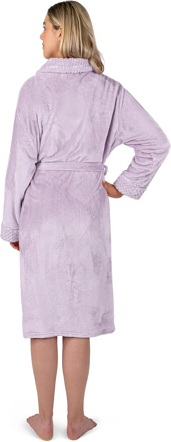 PAVILIA Soft Plush Women Fleece Robe, Cozy Warm Housecoat Bathrobe, Fuzzy Female Long Spa Robes (Lavender, Small-Medium)