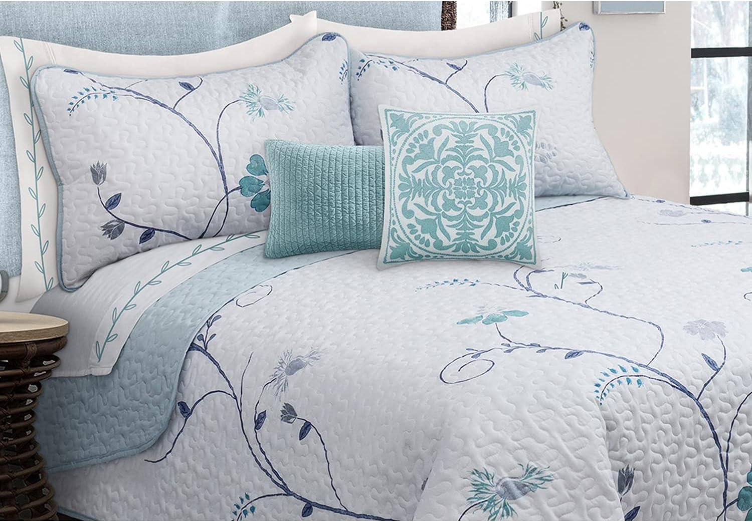 Safdie & Co. Inc. Floral Quilt Set