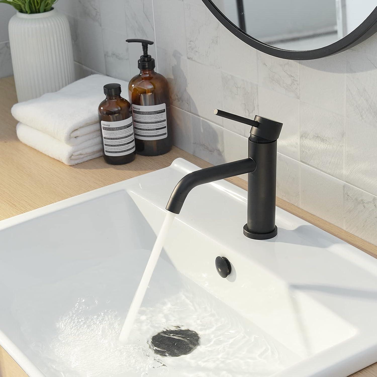 Matte Black Bathroom Faucet Black Bathroom Sink Faucet Single Handle Black Bathroom Faucet Modern Single Hole Faucet Bathroom with Pop-up Sink Drain Stopper & Deck Plate 1 or 3 Hole Bathroom Faucet