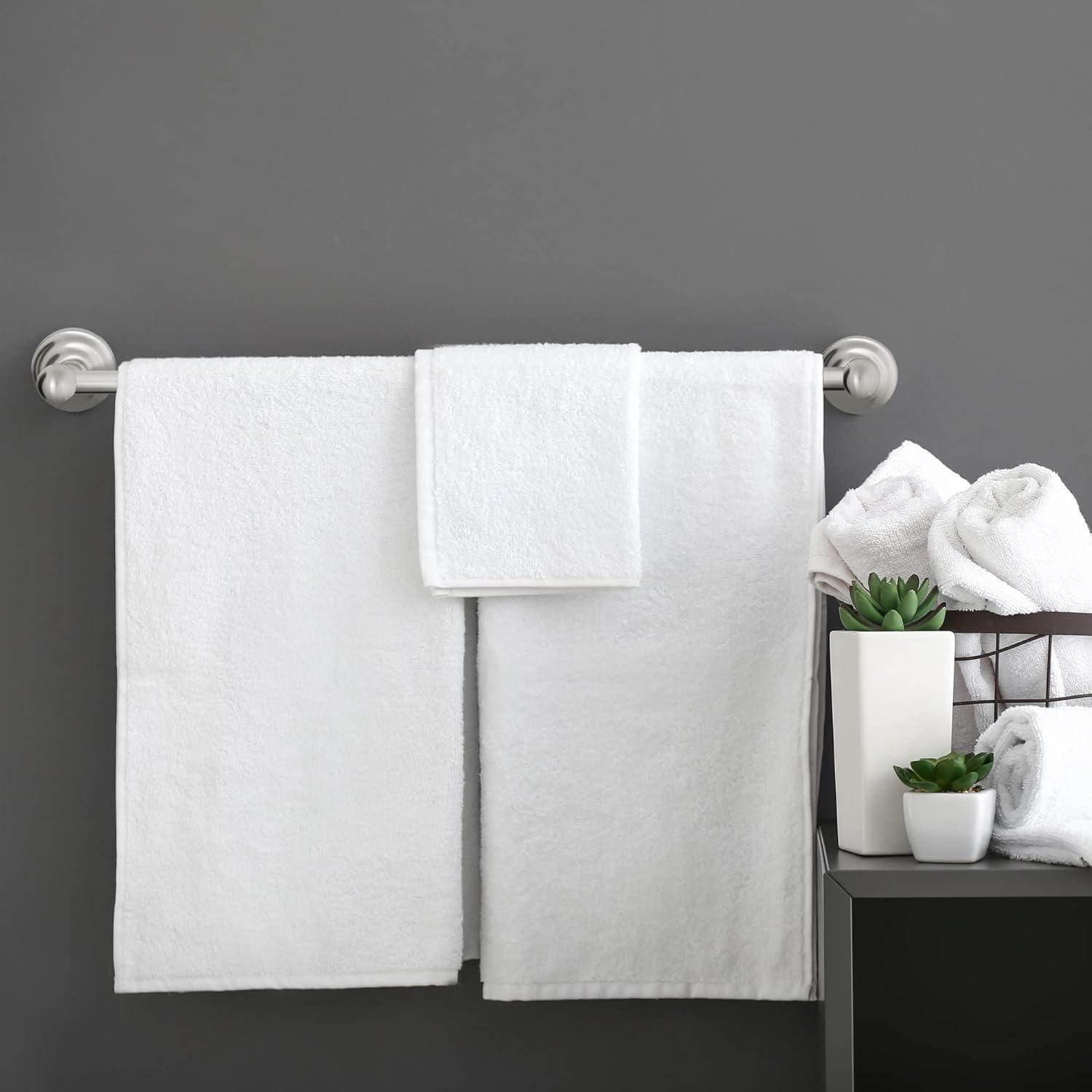 Calisto 30" Wall Mounted Towel Bar