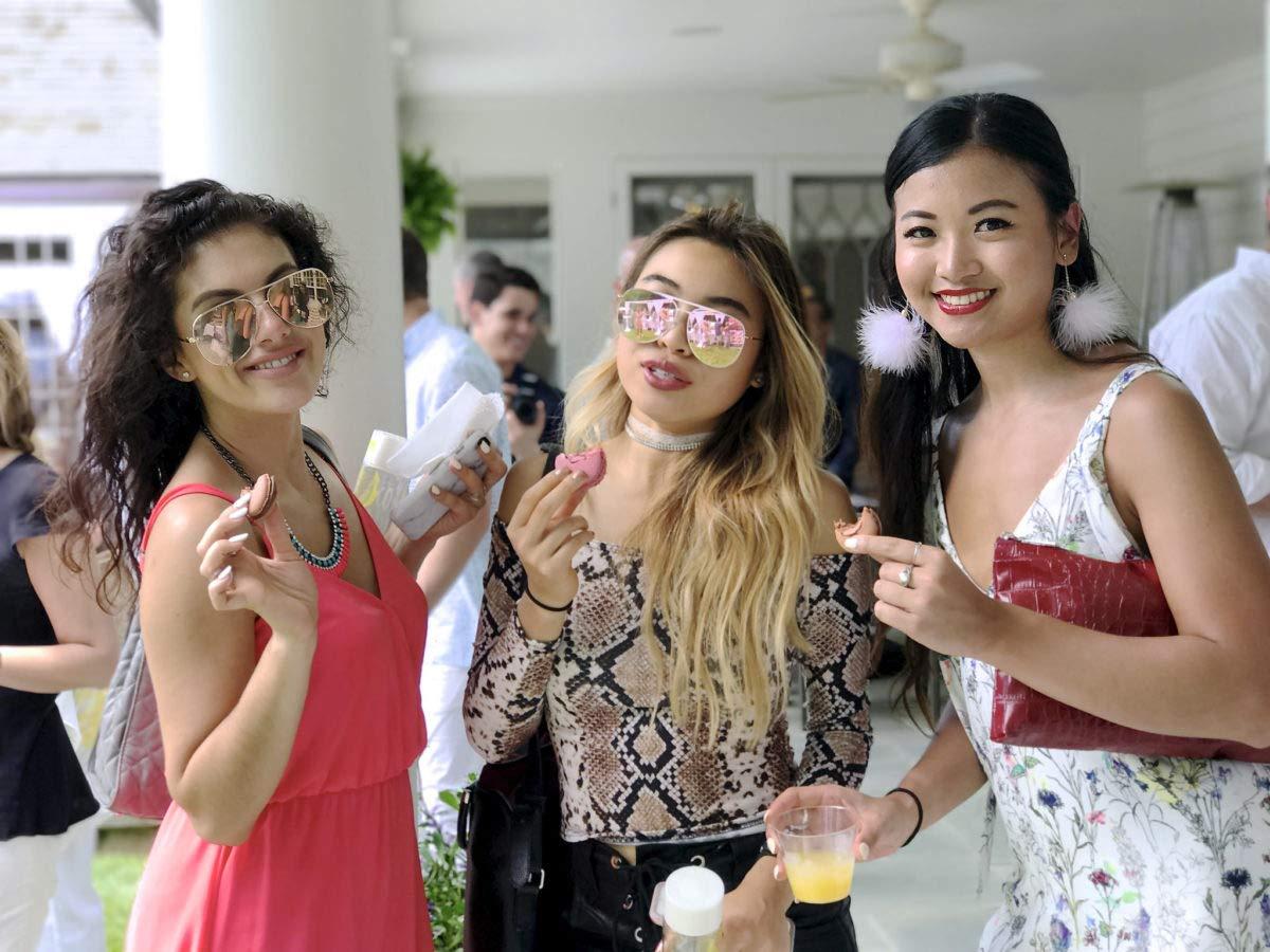 Macaron Bites Vanilla French Macarons, 12 Count