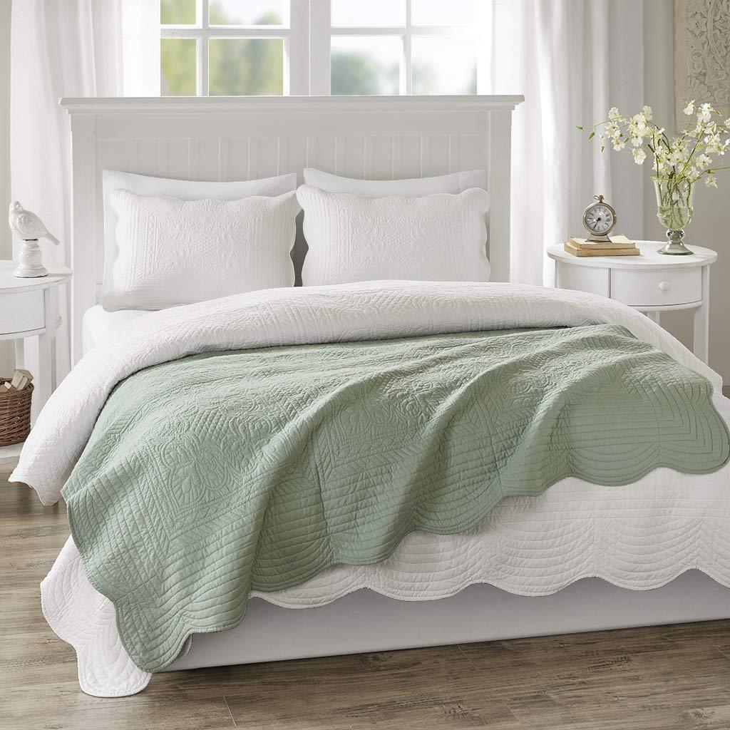 Madison Park Journey Oversized Quilted Throw with Scalloped Edges