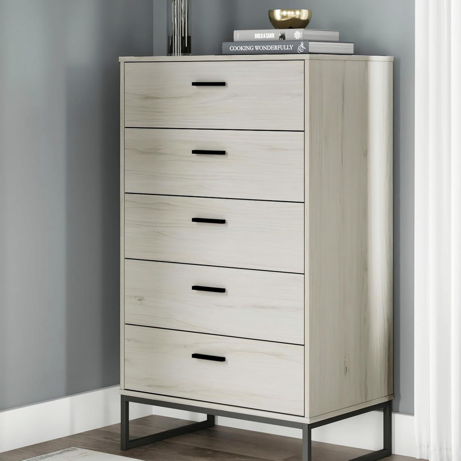Latitude Run® Bosnjak 29.88'' W 5 - Drawer Dresser