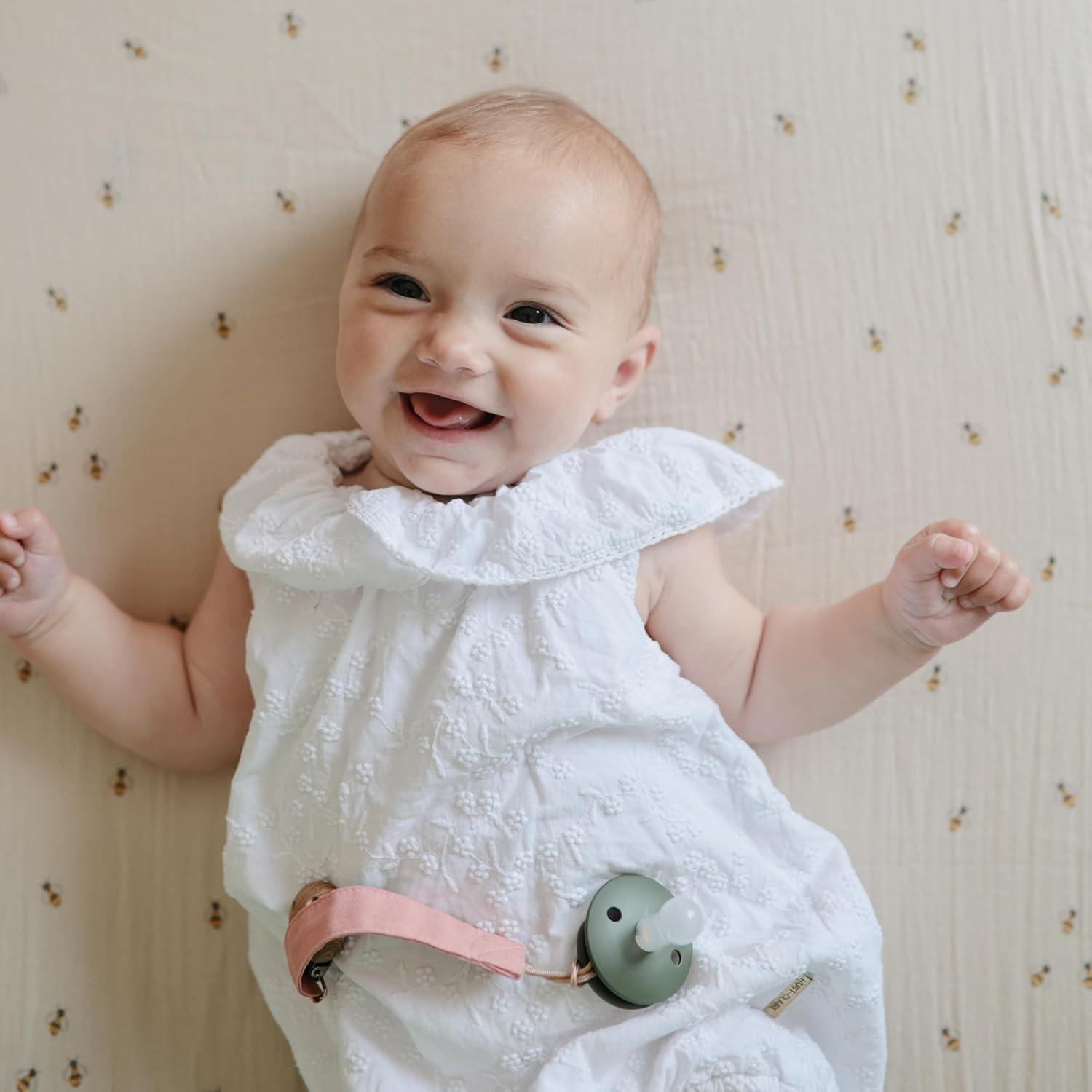 Mushie Extra Soft Muslin Crib Sheet - Bees