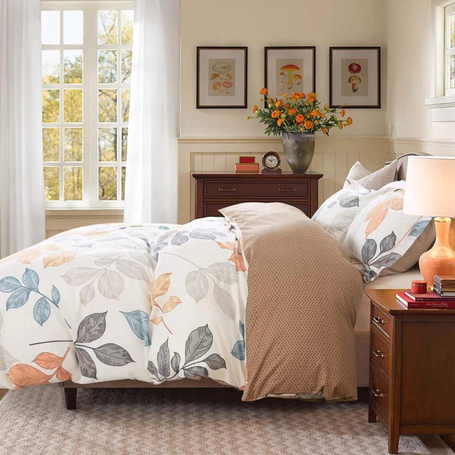 Queen White and Green Floral Reversible Microfiber Comforter Set