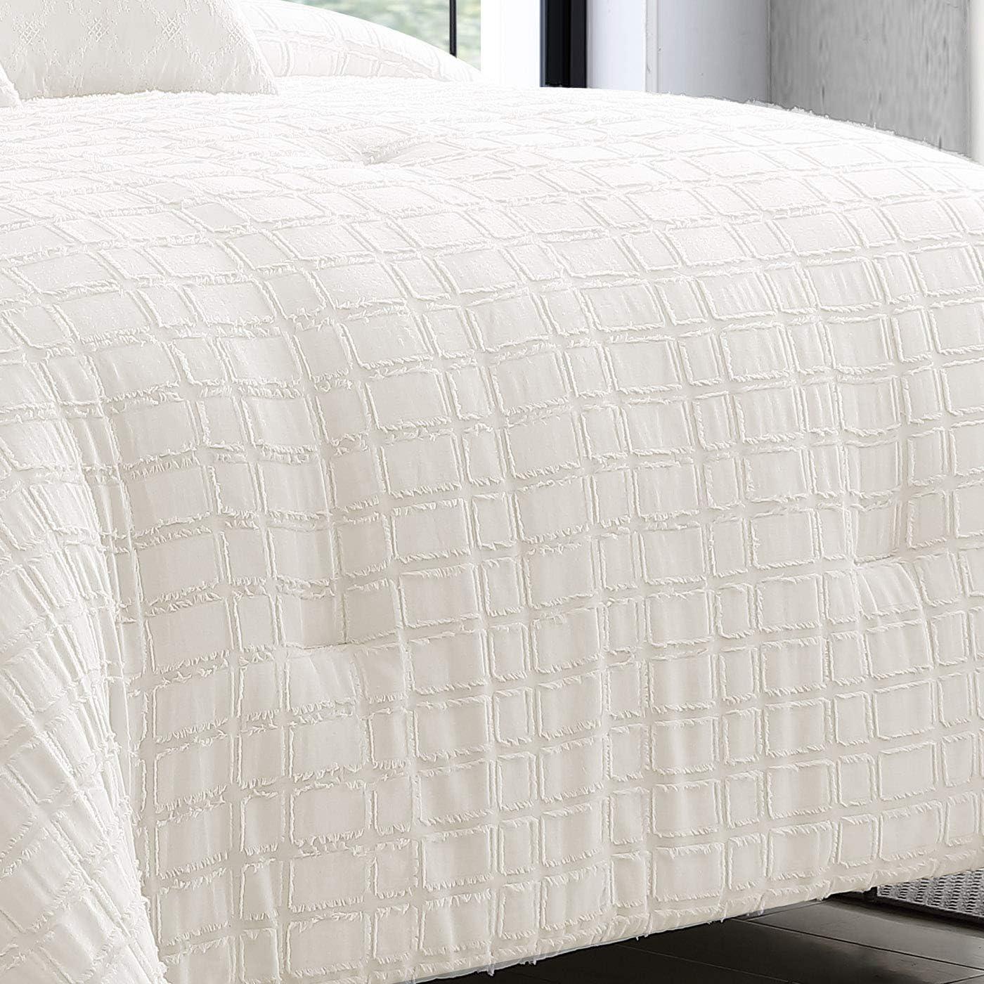 Riverbrook Home Kasuga Comforter Set
