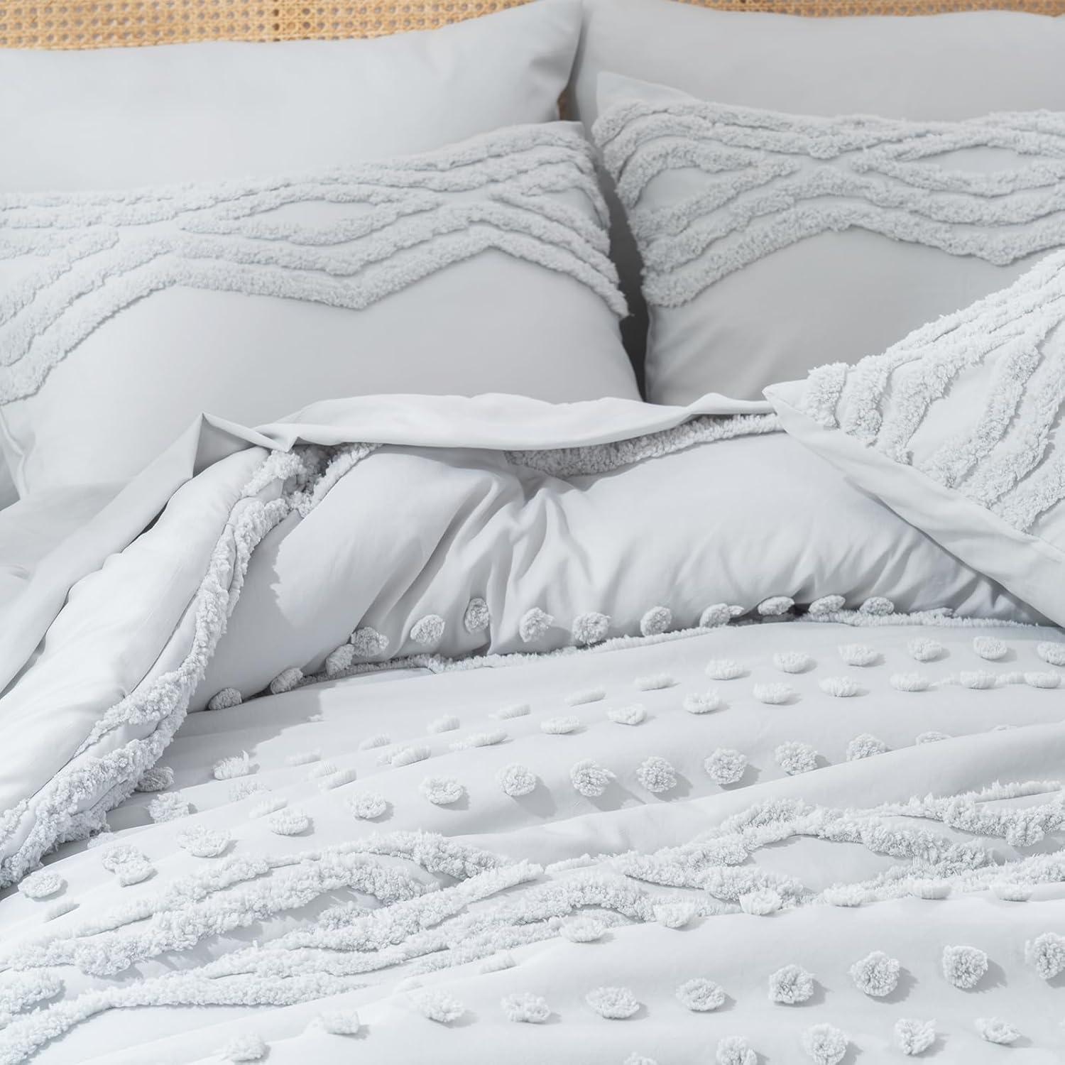 Andency Emerald Dark Green Comforter Set Full, Bed in a Bag 7 Pieces Boho Tufted Bedding Set, All Season Bed Sets with 1 Comforter, 2 Pillow Shams, 2 Pillowcases, 1 Flat Sheet, 1 Fitted Sheet