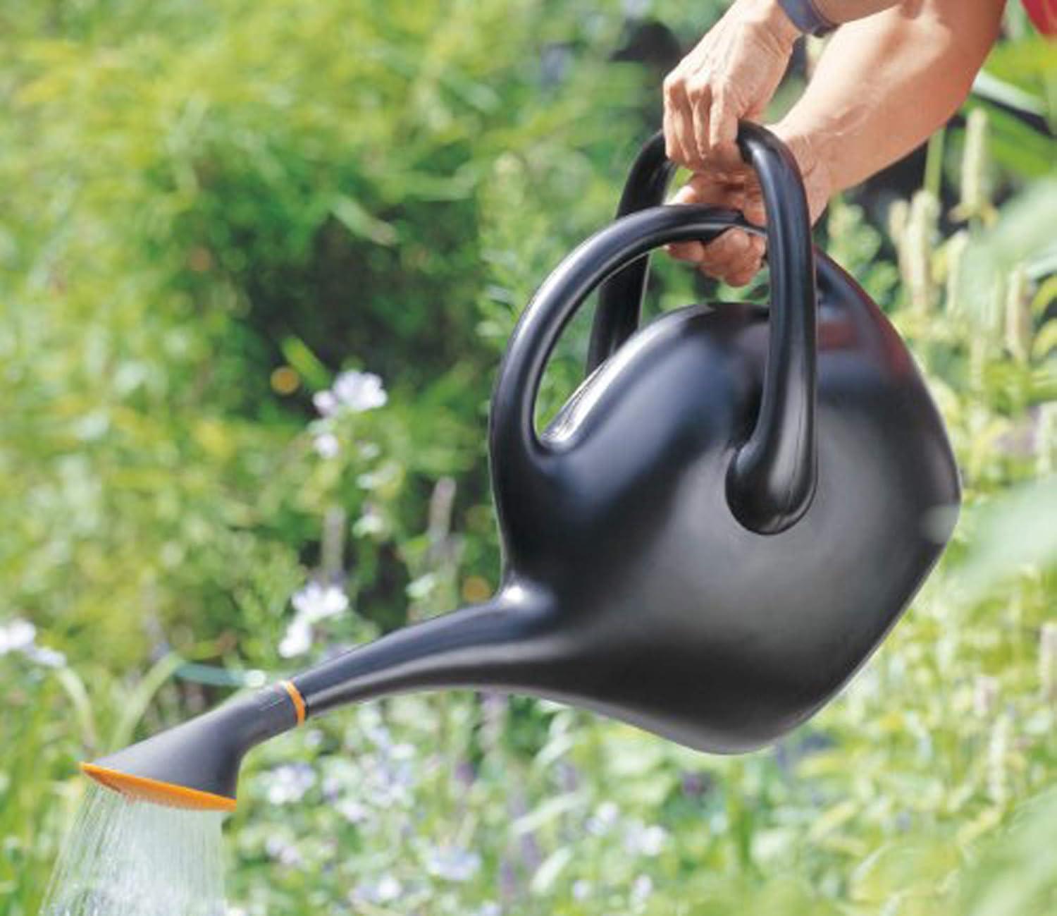 Bloem Easy Pour 2.6 Gallon Plastic Indoor/Outdoor Watering Can