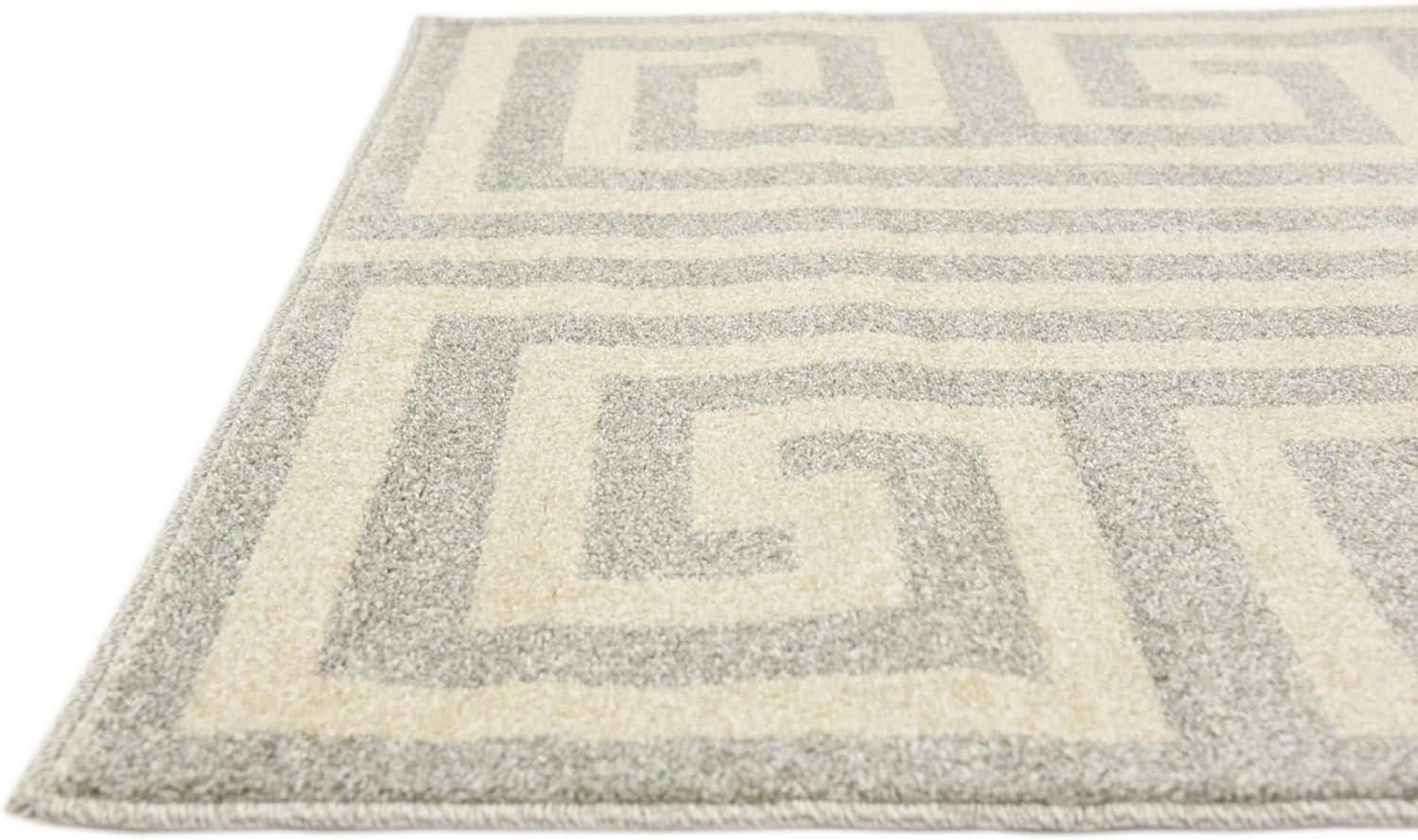 Gray and Beige Geometric Polypropylene Area Rug, 3'3" x 5'3"