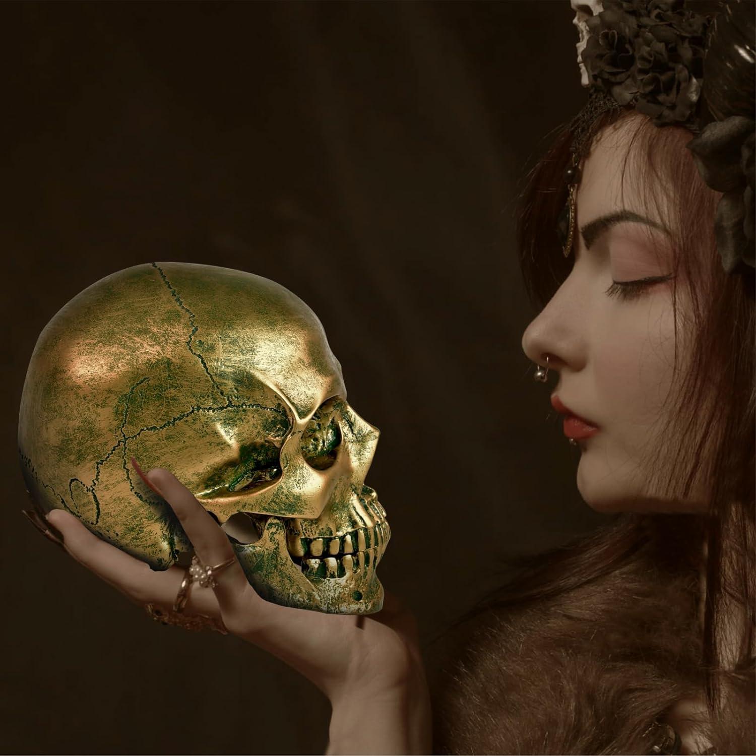 Resin Gold Skull Model - Life Size High Fidelity Sculpture for Halloween Decor Statues, Home Decoration & Artistic Display