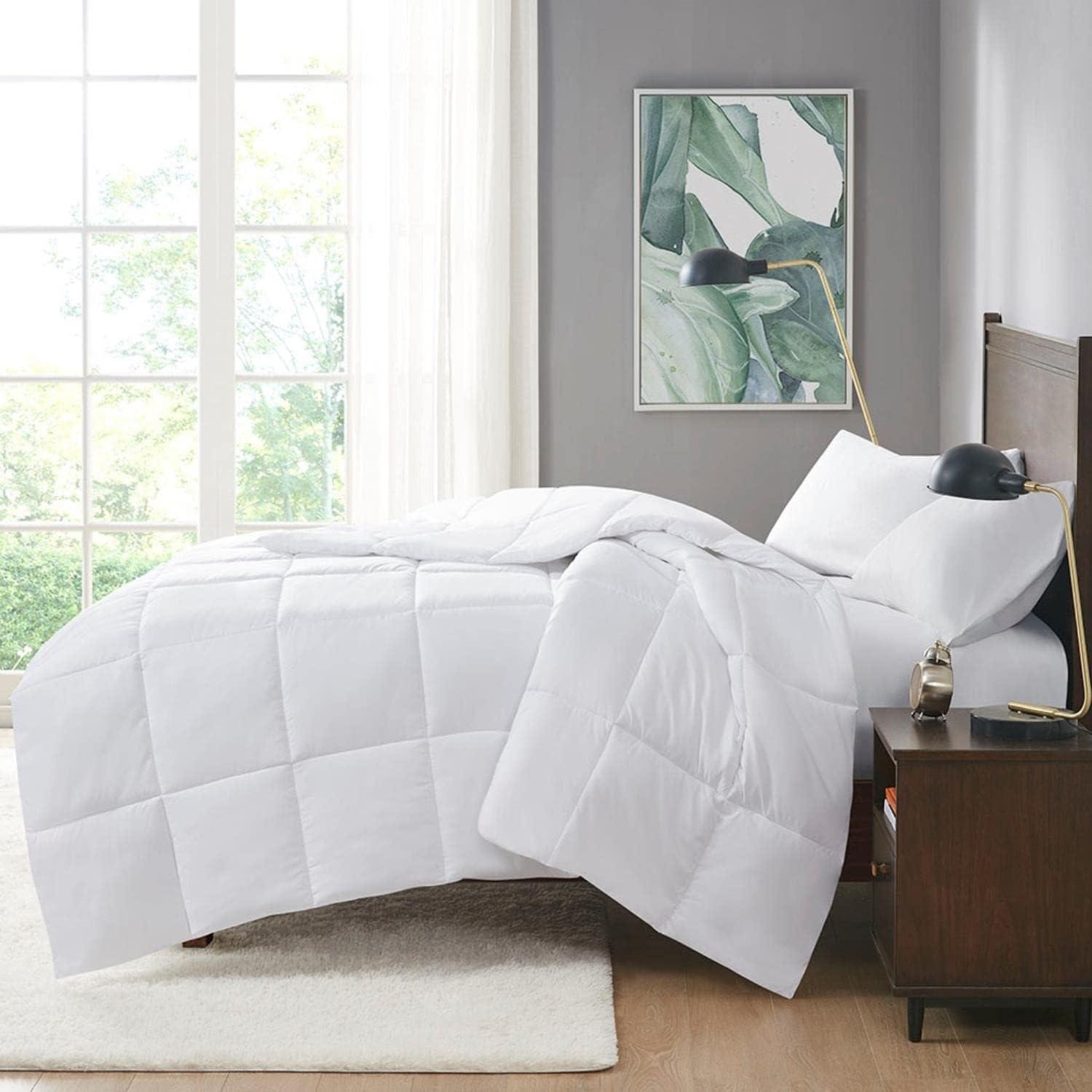 White Full Down Alternative Microfiber Comforter Set