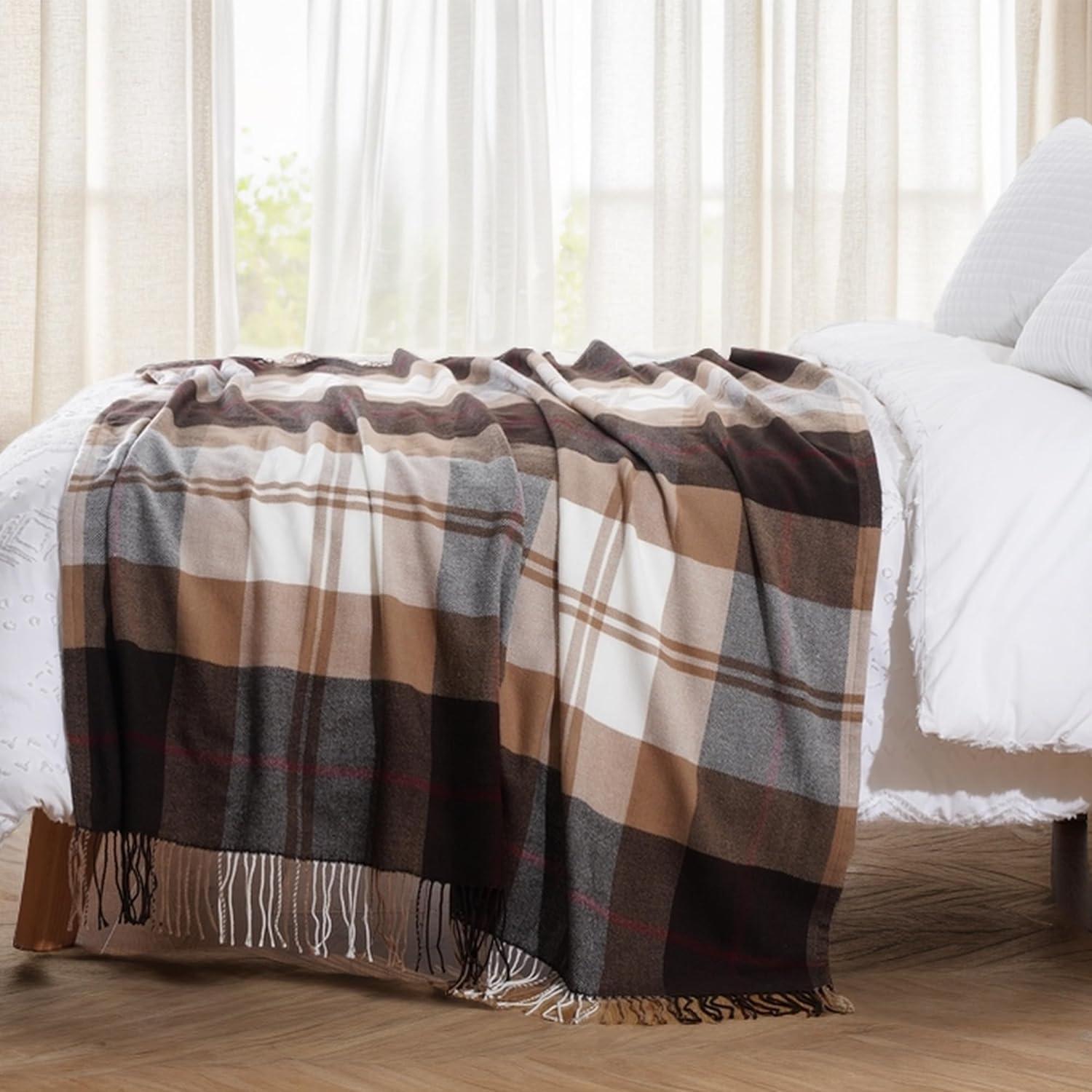 Battilo Classic Plaid Throw Blanket for Couch,Black&Beige,Buffalo Check Pattern Blanket for Picnic,50"x60"