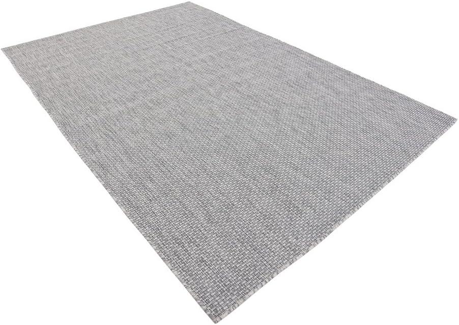 Light Gray Synthetic 6' x 9' Easy-Care Outdoor Rug