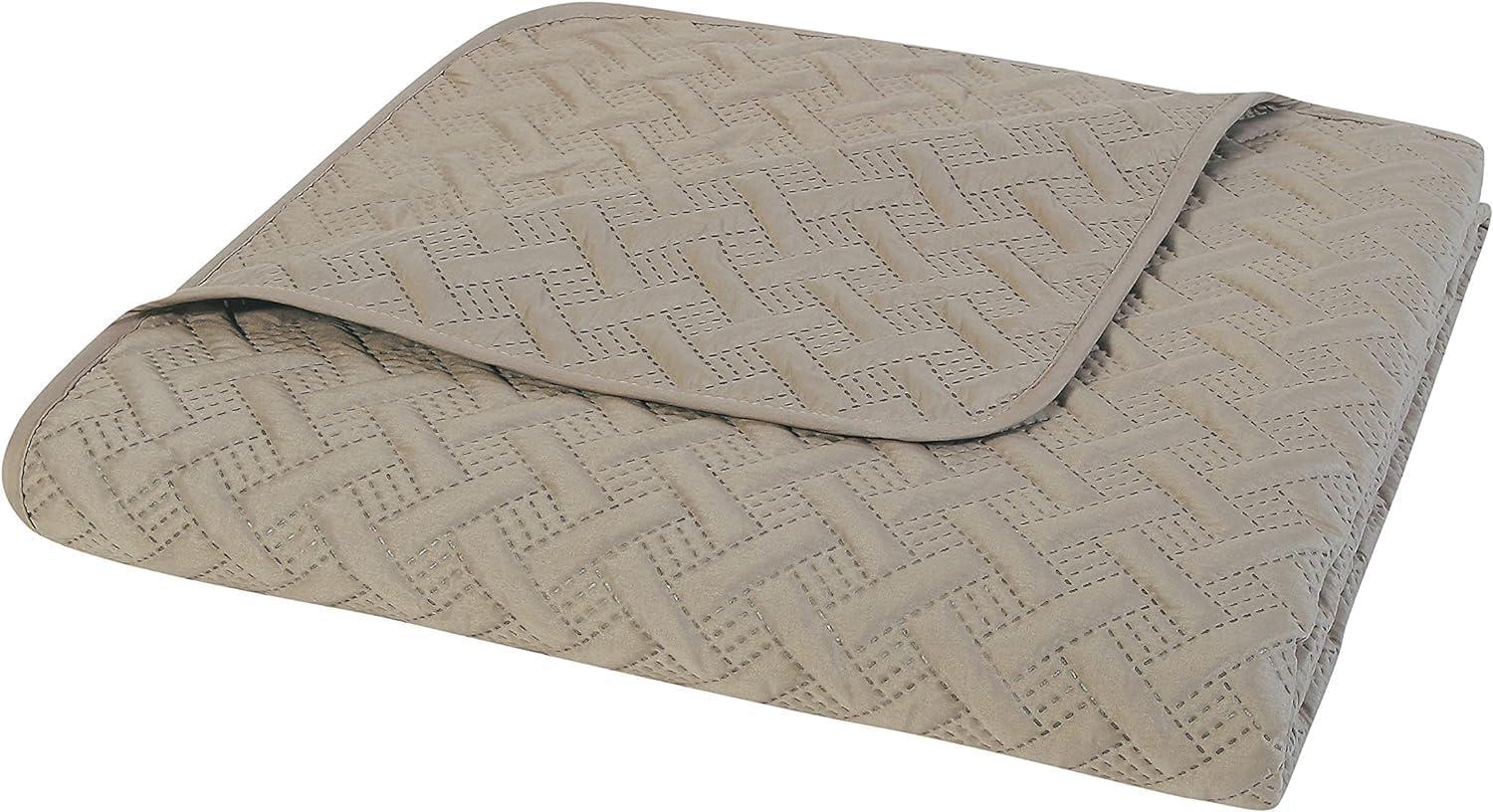 Nina Embossed Basketweave Quilt Set