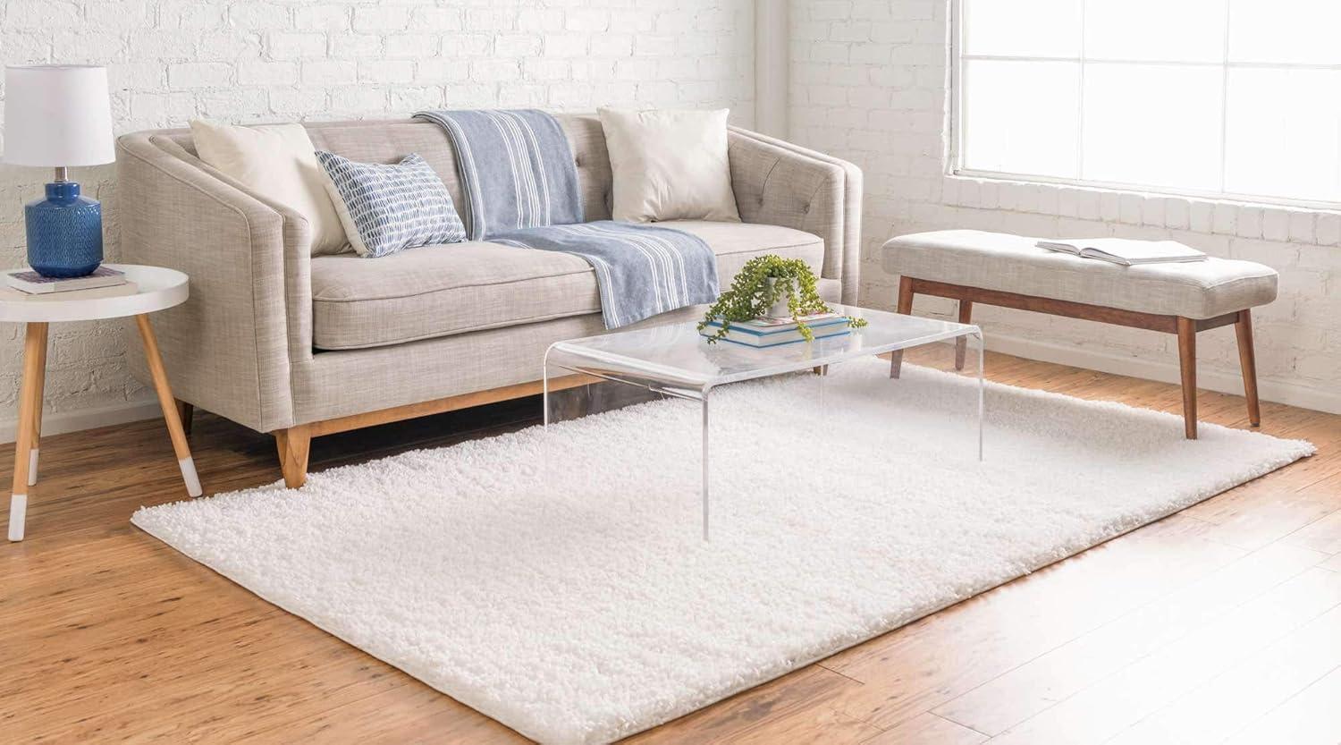 Unique Loom 4' 0 x 6' 0 Davos Shag White Area Rug