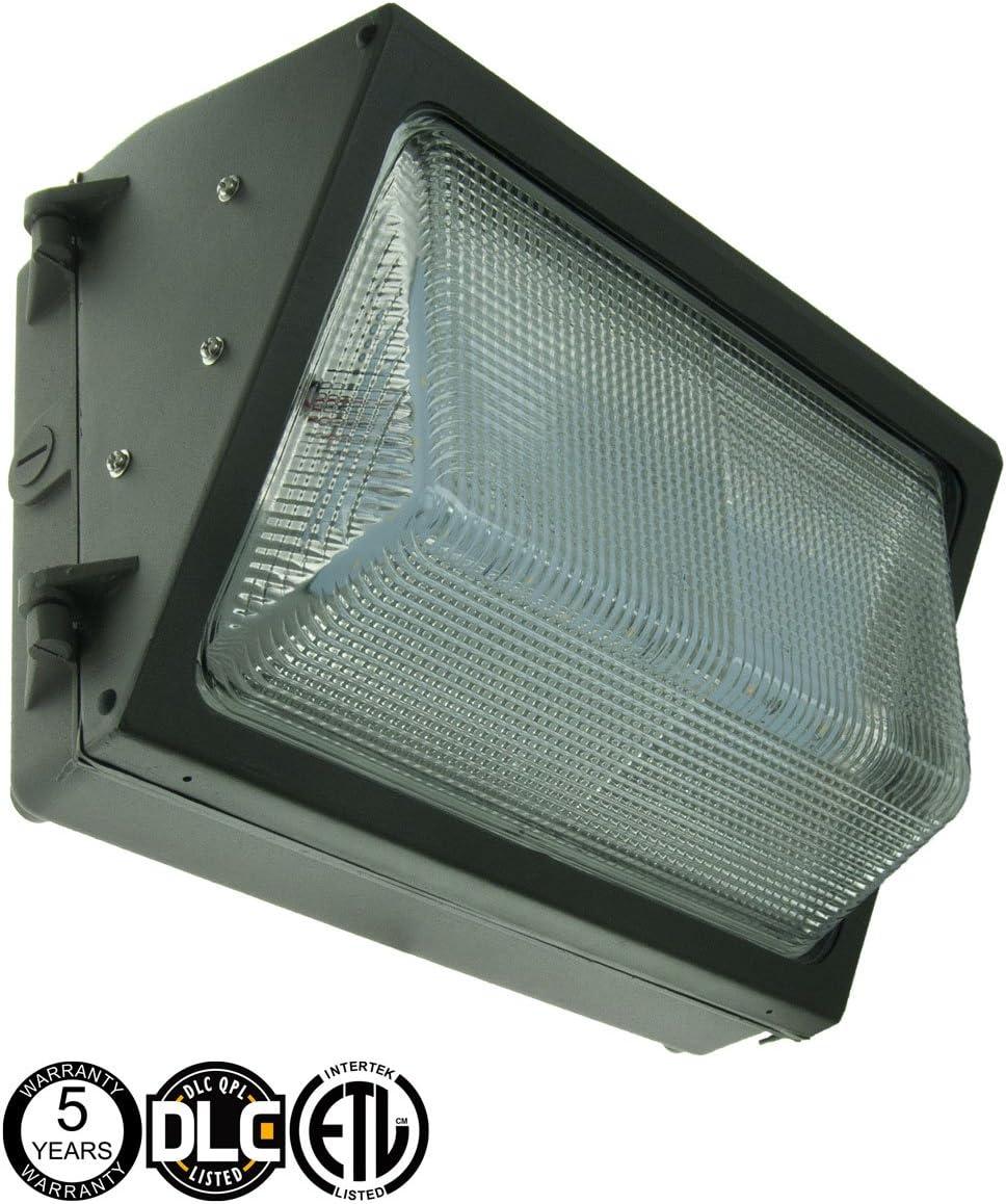 120-277V Forward Throw LED Wall Pack Light 40 watts 4843 lumens DLC and ETL with 5 Year Warranty. LED Wall Pack for Outdoor Wall and Area Lighting.