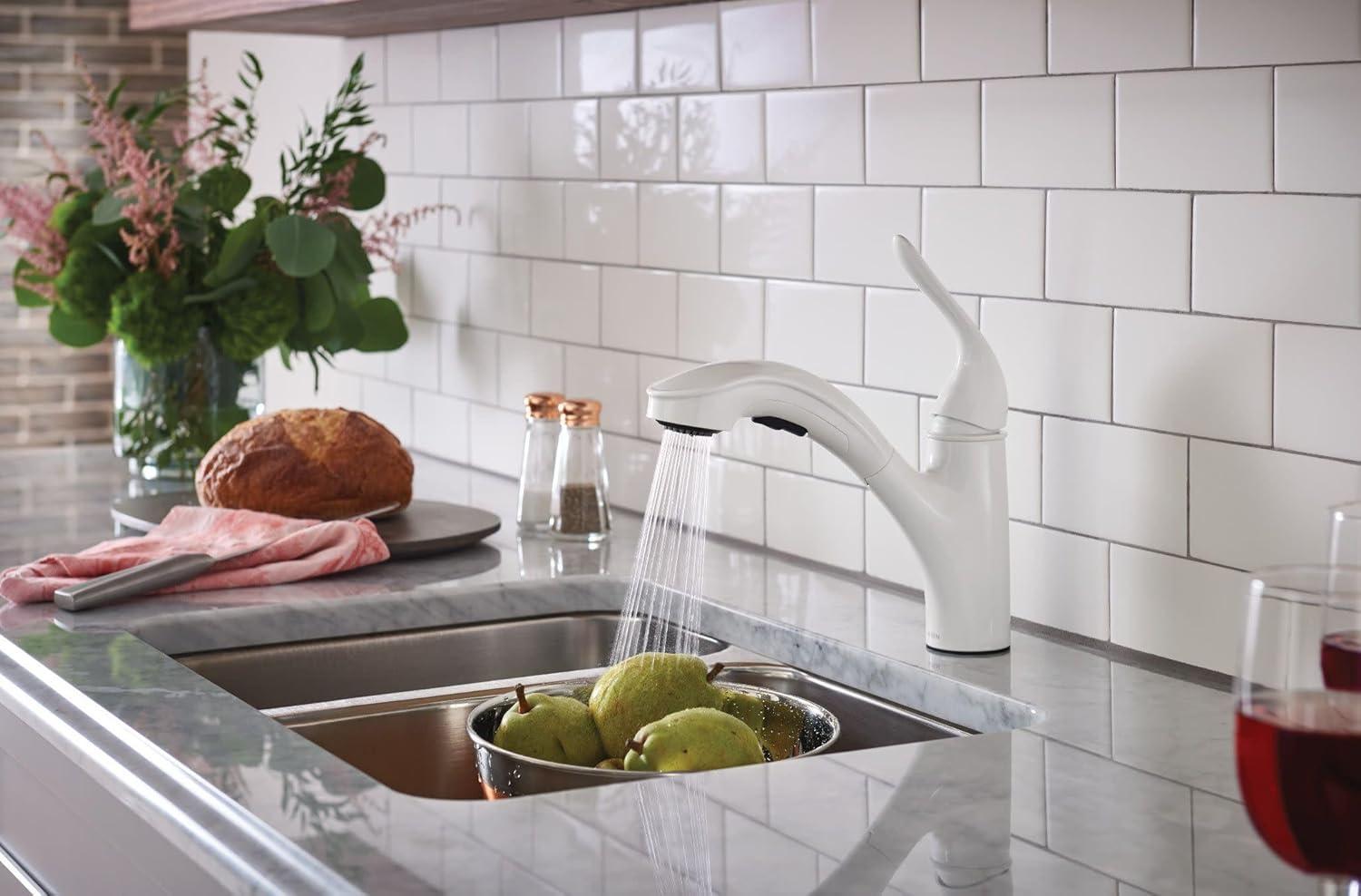 Moen Brecklyn Single-Handle Pull-Out Sprayer Kitchen Faucet with Power Clean Technology
