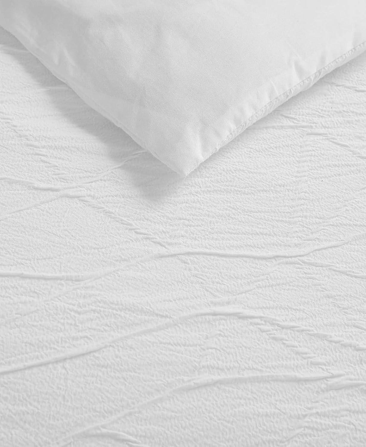 Vera Wang Abstract Crinkle White Comforter Set