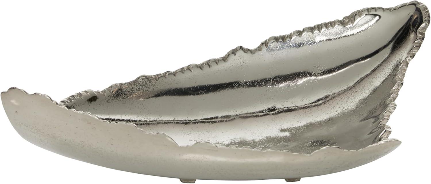 CosmoLiving by Cosmopolitan Aluminum Metal Live Edge Silver Decor Tray