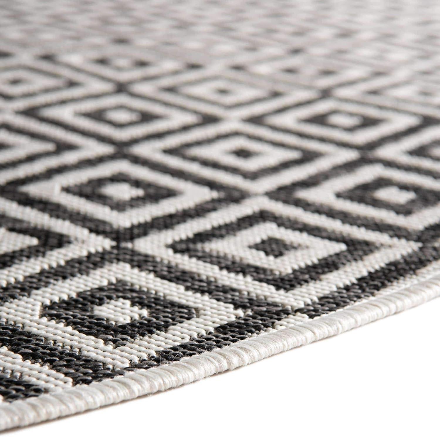 Jill Zarin Outdoor Costa Rica Geometric Woven Area Rug