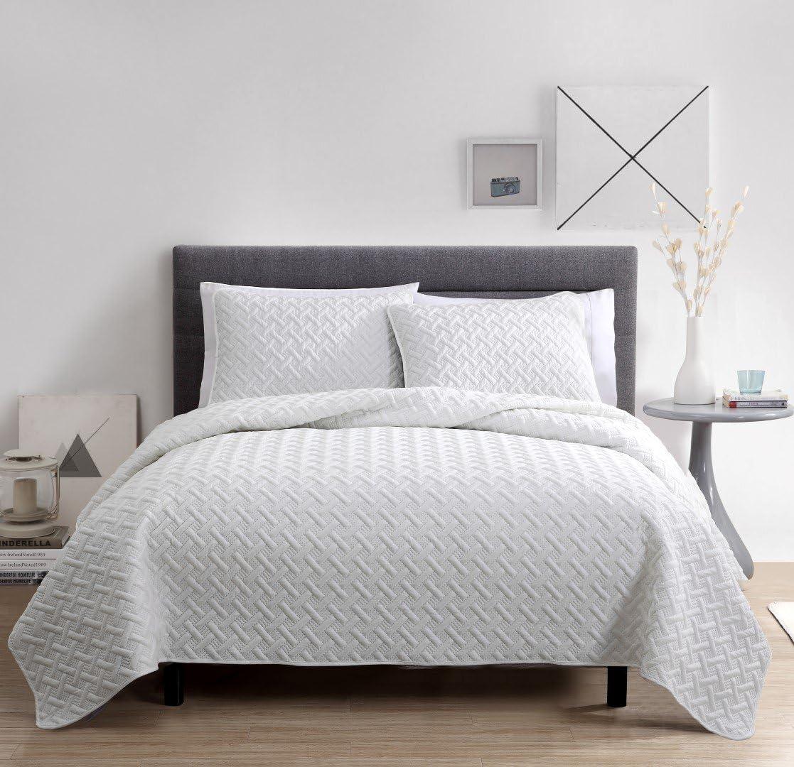 Nina Embossed Basketweave Quilt Set