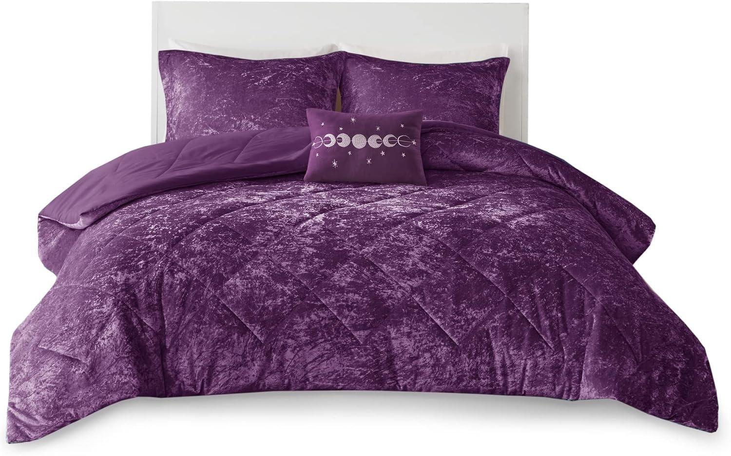 Luxurious Full/Queen Purple Velvet Quilted Comforter Set with Decorative Pillow