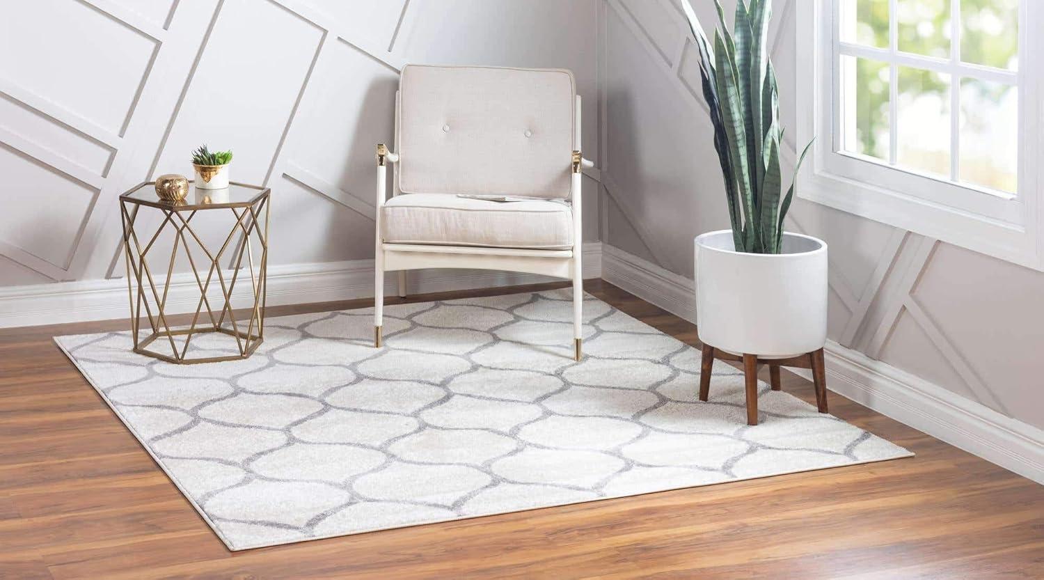 Unique Loom 7' 0 x 7' 0 Trellis Frieze Rounded Ivory Area Rug