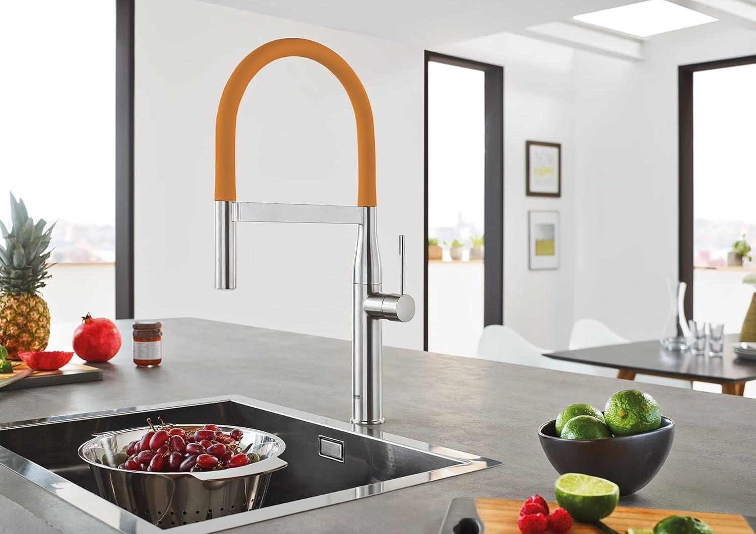 Modern Chrome Kitchen Faucet with 360° Swivel and Pull-Down Spray