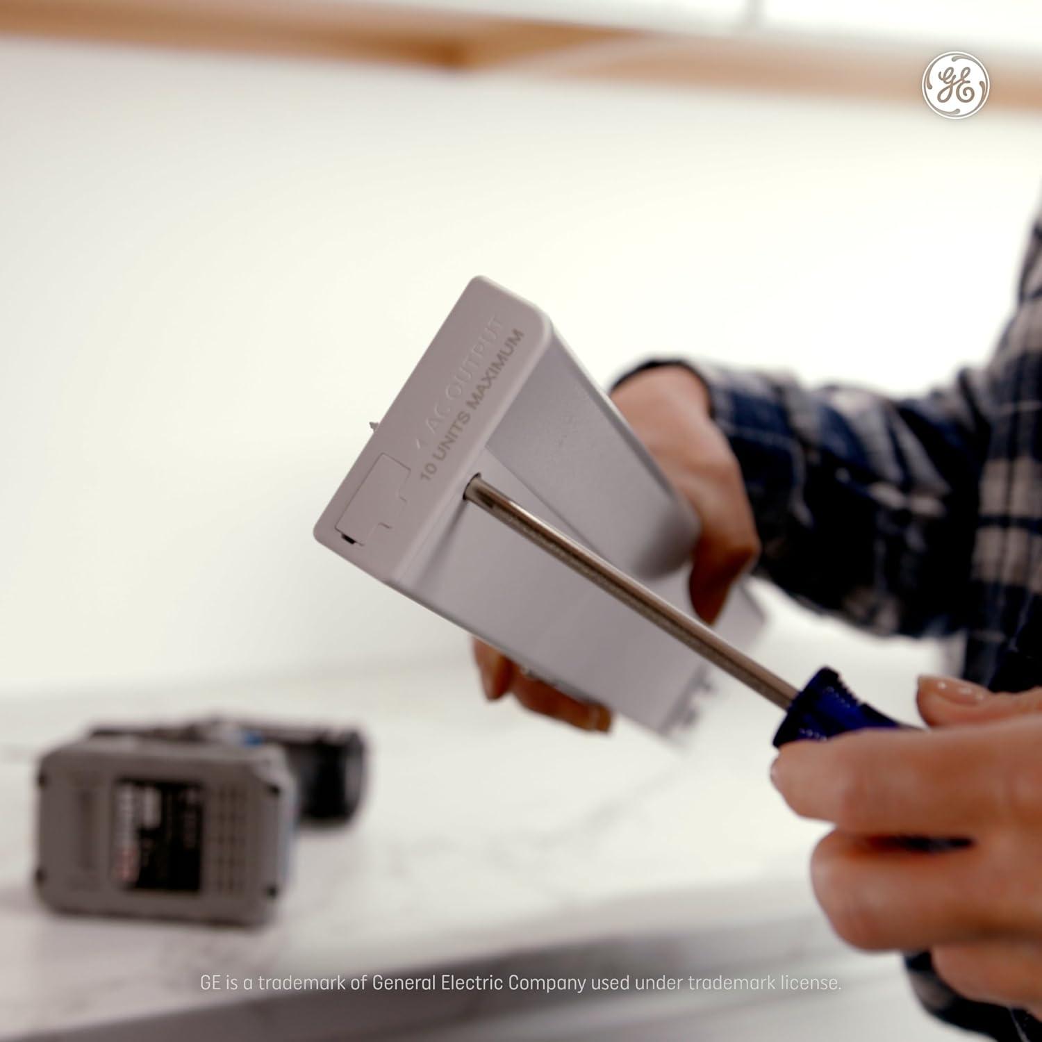 GE Household Lighting Undercab Refresh Direct Wire and Plug-In 24" Linkable Fixture