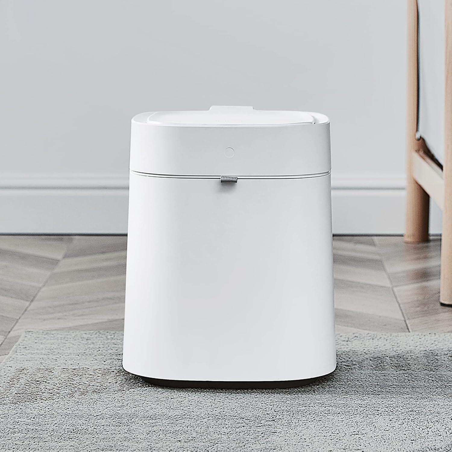 White Plastic 3.5 Gallon Touchless Smart Trash Can