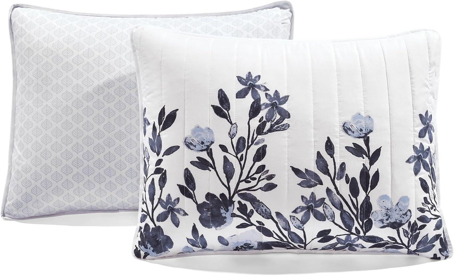 Navy and White Floral Reversible Full Quilt Set