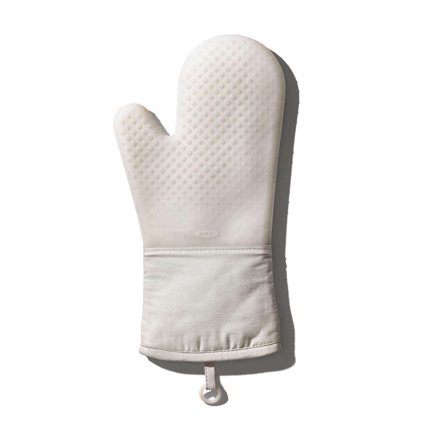 OXO ® Oat Silicone Oven Mitt
