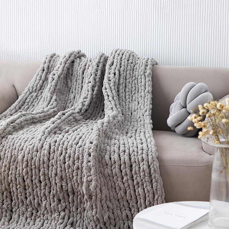 Chunky Knit Blanket Throw 48"*71", Hand Knitted Warm Chenille Throw Blanket, Home Decor Soft Thick Yarn Cable Knit Blanket,Soft Breathable Fleece Banket Christmas for Couch Bed Sofa Best Gift (Gray)