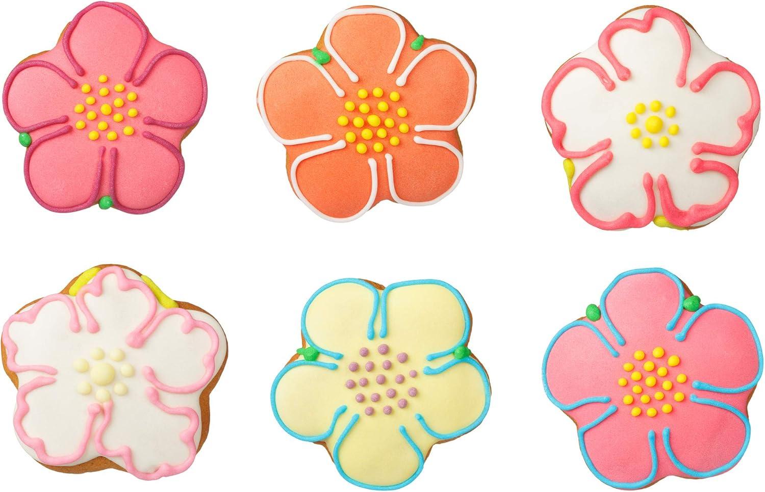 Stainless Steel Flower Cookie Cutter Set with Storage Tin