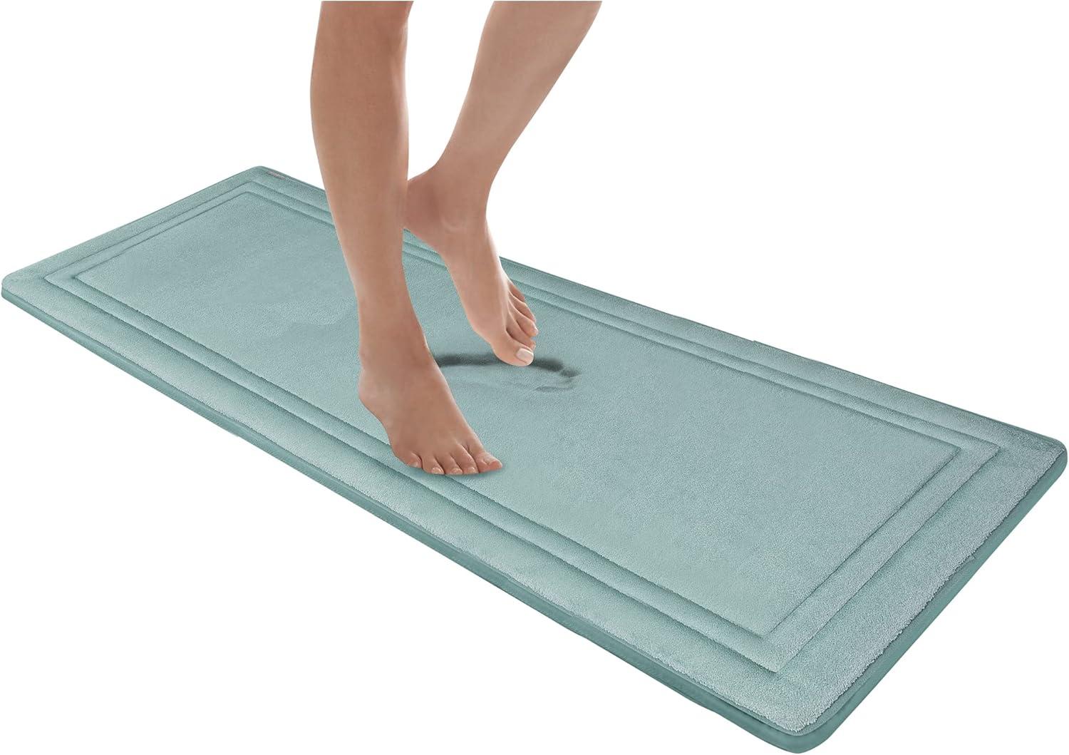 MICRODRY SoftLux Racetrack Twist Memory Foam Bath Mat with Skid Resistant Base