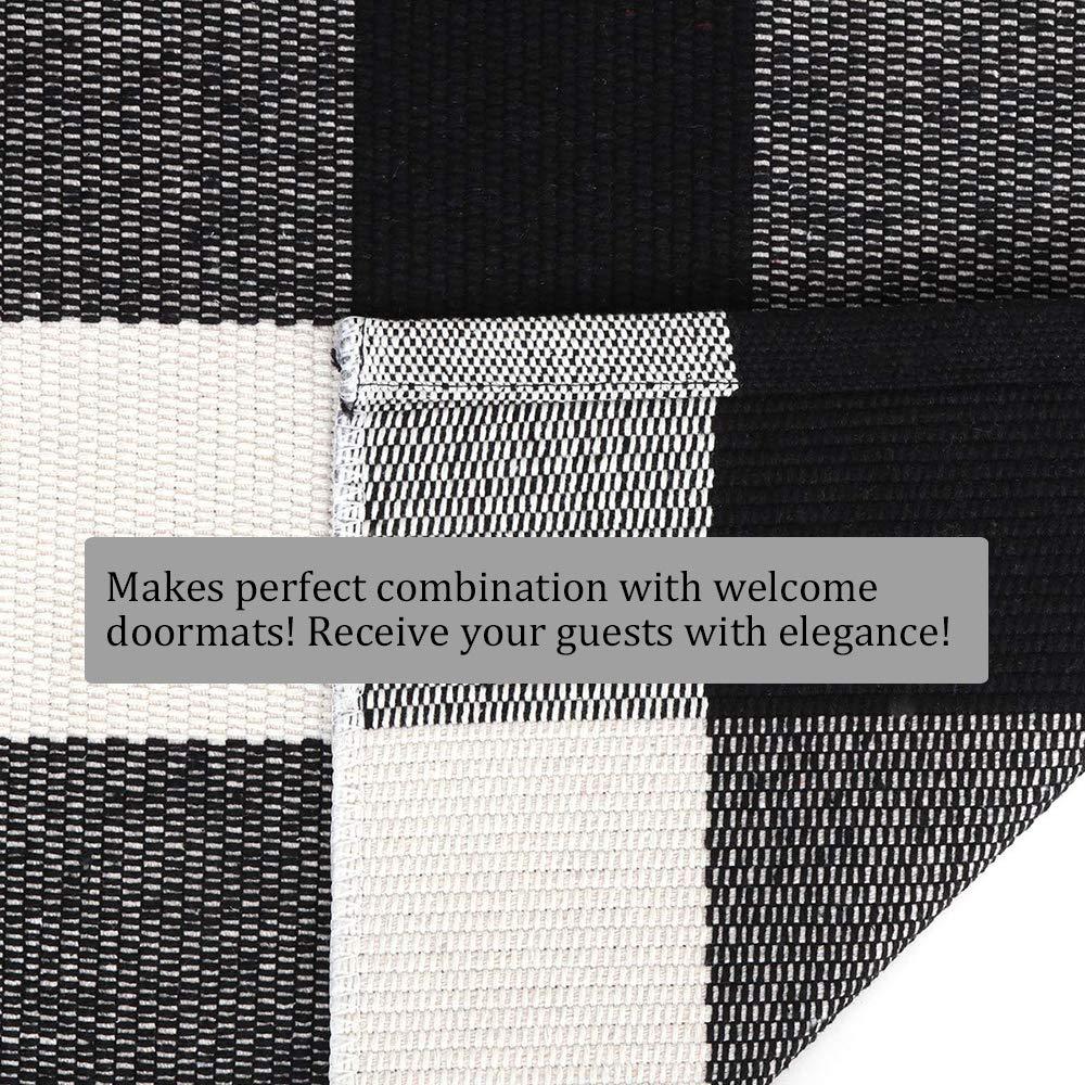 Sanmadrola Doormat  Buffalo Plaid Rug Outdoor Indoor Door Mat 27.5''x43'' Welcome Mat Front Door Buffalo Plaid Check Rug Mats for Porch Entry Way Kitchen Farmhouse Outside Black and White
